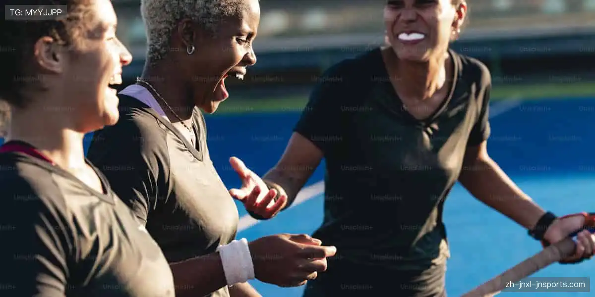 球迷的第二主场，🎯 从球星同款到限量周边，一网打尽你的热爱！